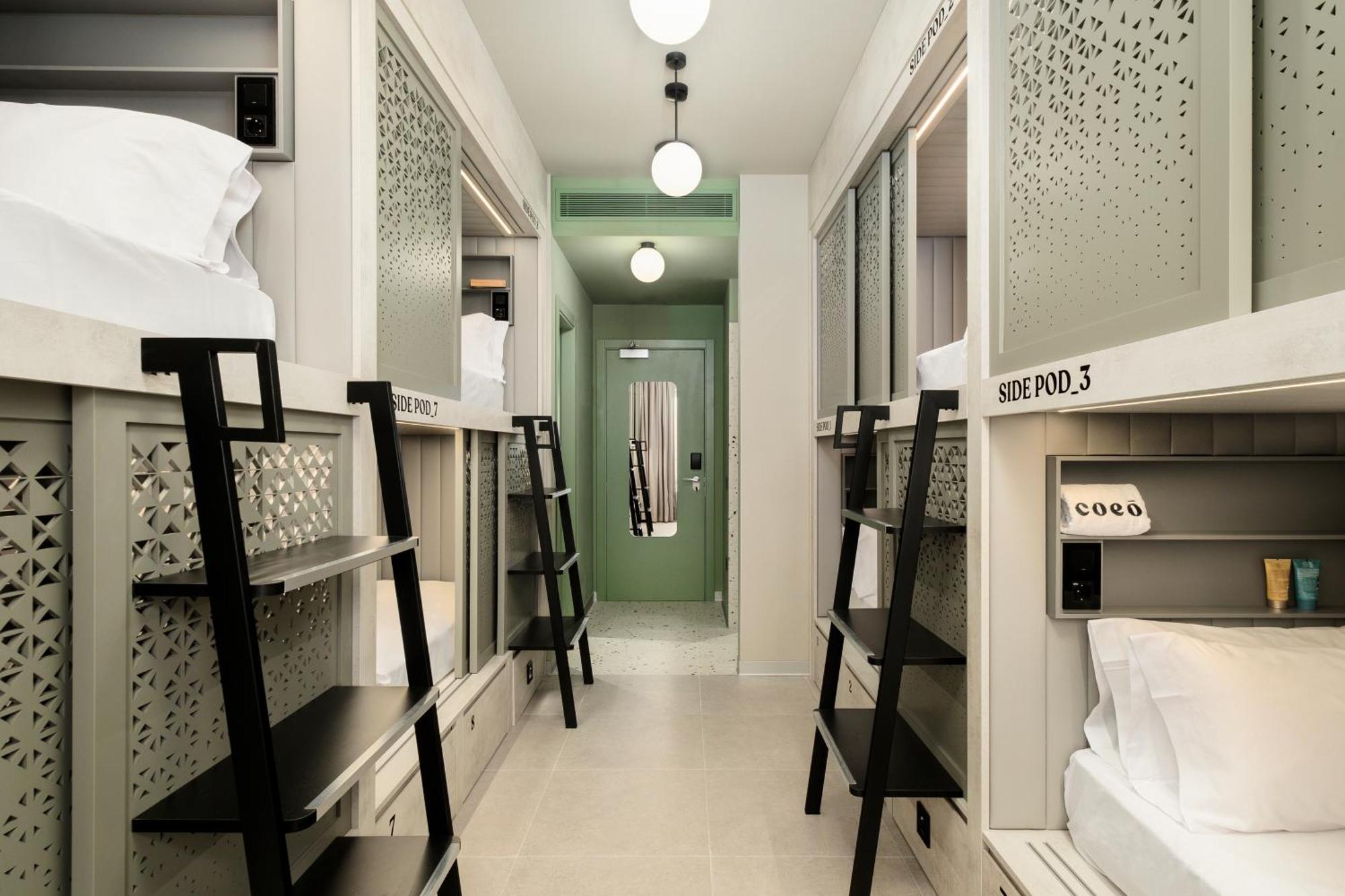 Coeo Hernan Ruiz Rooftop Pool Hostel Малага Екстериор снимка