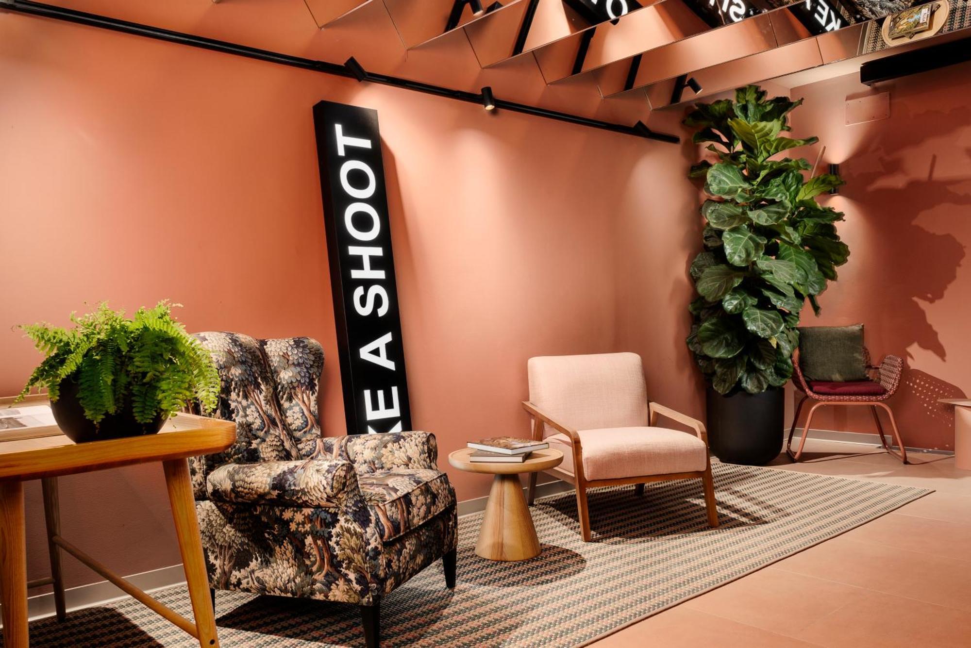 Coeo Hernan Ruiz Rooftop Pool Hostel Малага Екстериор снимка